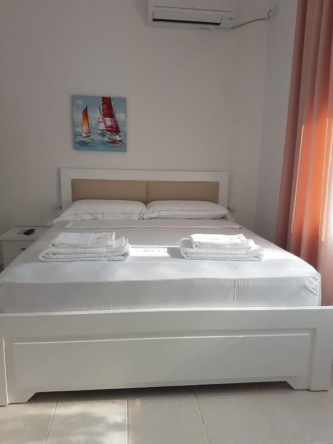 Vila Alikaj Lejlighed Sarandë Eksteriør billede